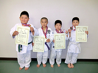 小学3年生 男子35kg超級