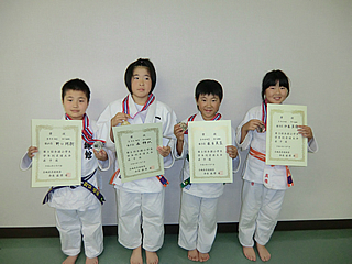 小学3年生 女子30kg超級